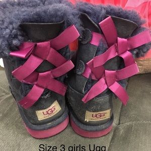 Girls Bailey bow Uggs